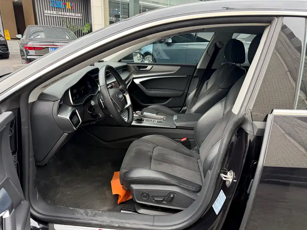Audi A7L — миниатюра 4