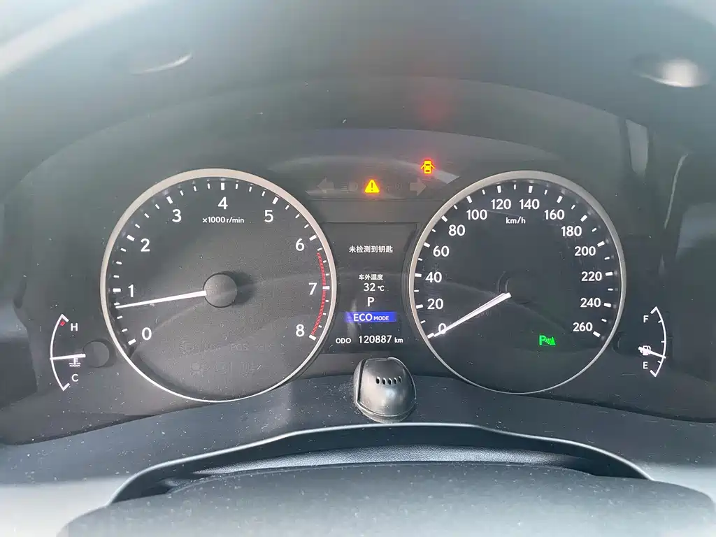 Lexus ES — миниатюра 15