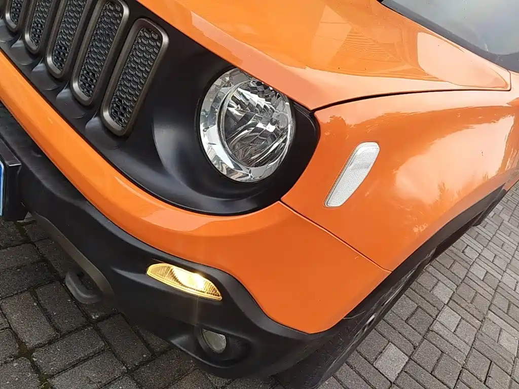 Jeep Renegade — миниатюра 24