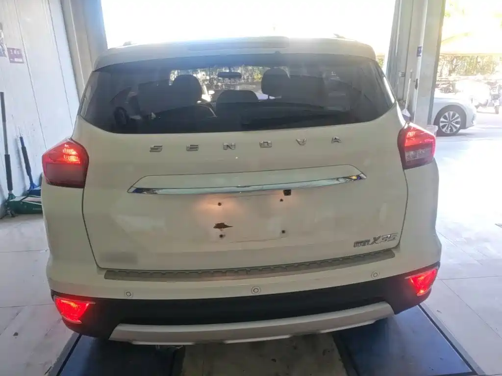 BAIC Senova X35 — миниатюра 6