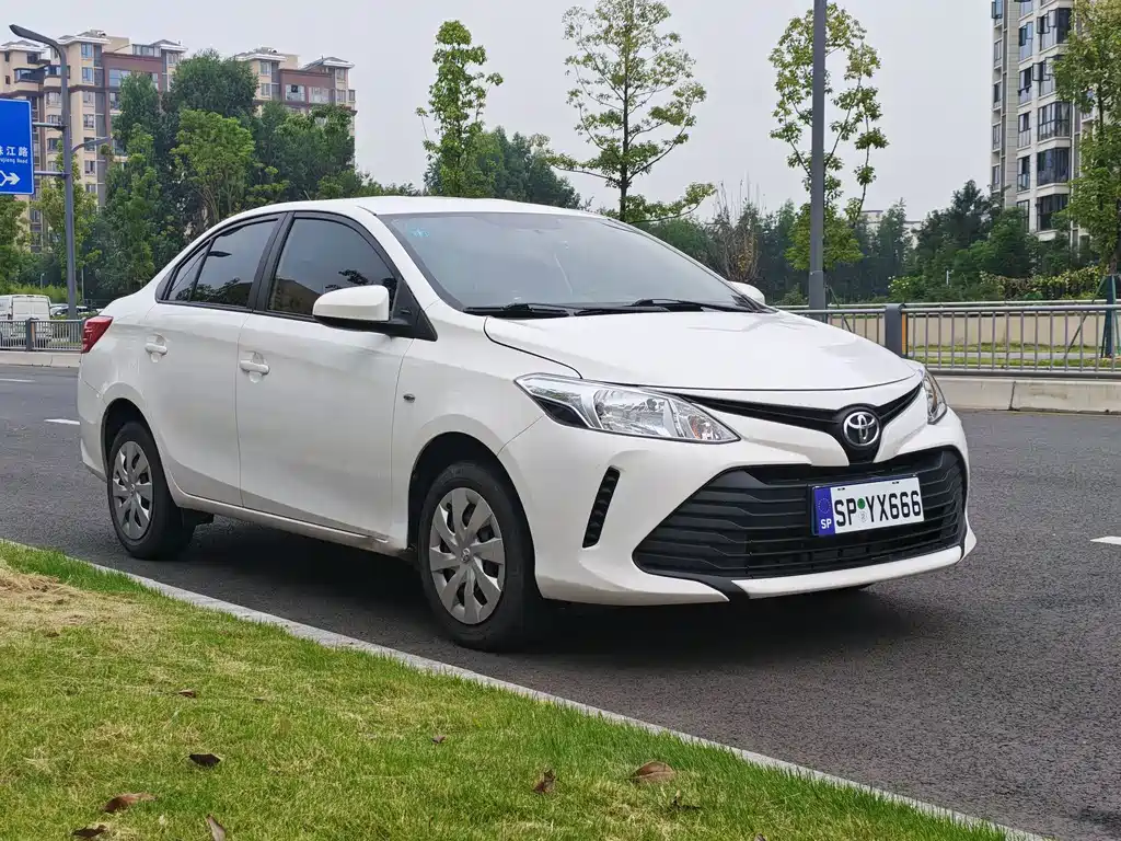 Toyota Vios — миниатюра 3