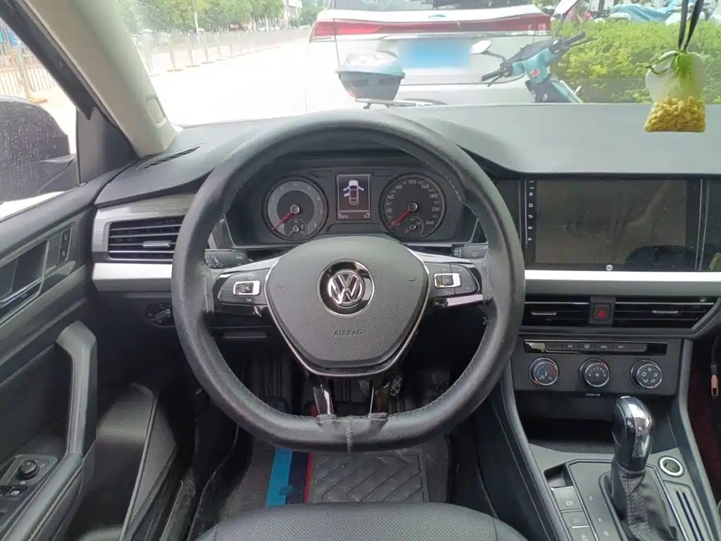 Volkswagen Lavida — миниатюра 7