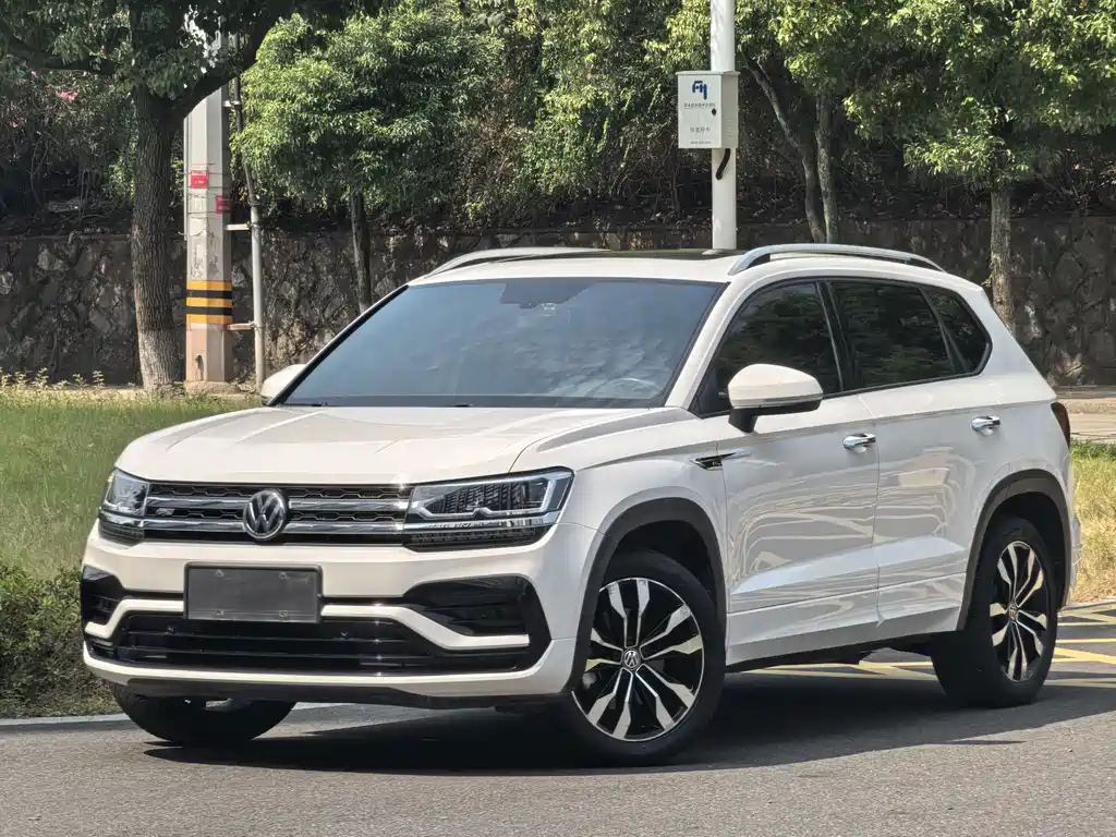 Volkswagen Tharu