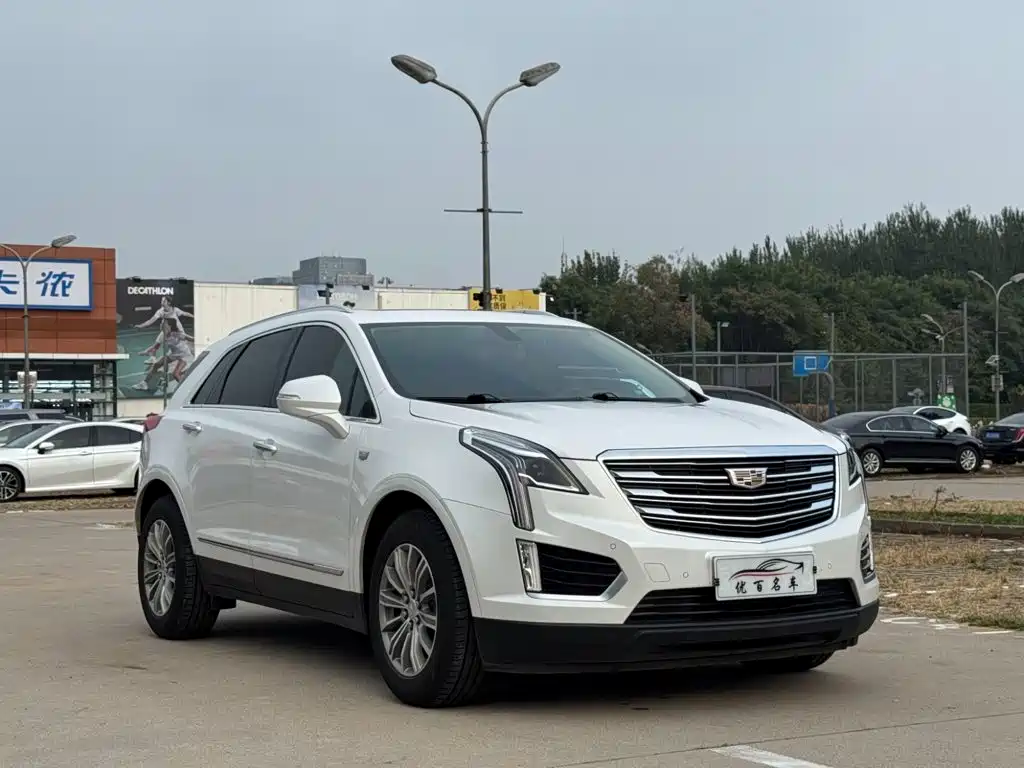 Cadillac XT5 — миниатюра 3
