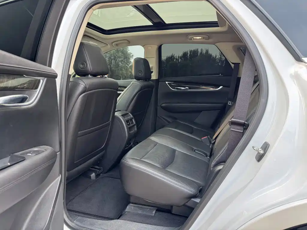 Cadillac XT5 — миниатюра 9