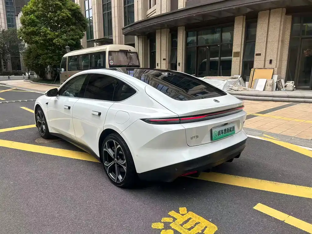 NIO ET5 — миниатюра 9