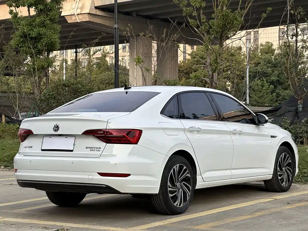 Volkswagen Sagitar — миниатюра 13