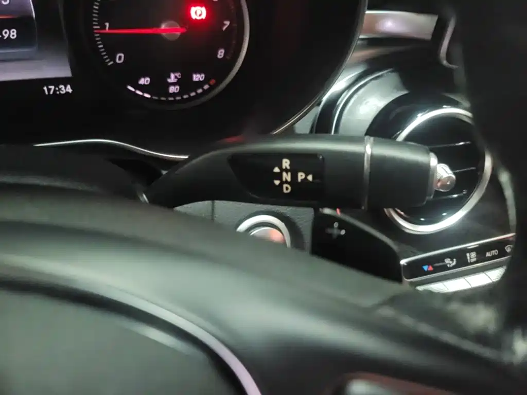 Mercedes-Benz C-Class — миниатюра 14