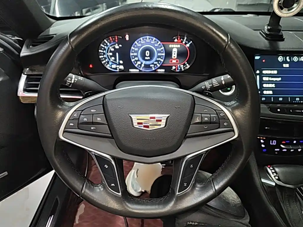 Cadillac CT6 — миниатюра 11
