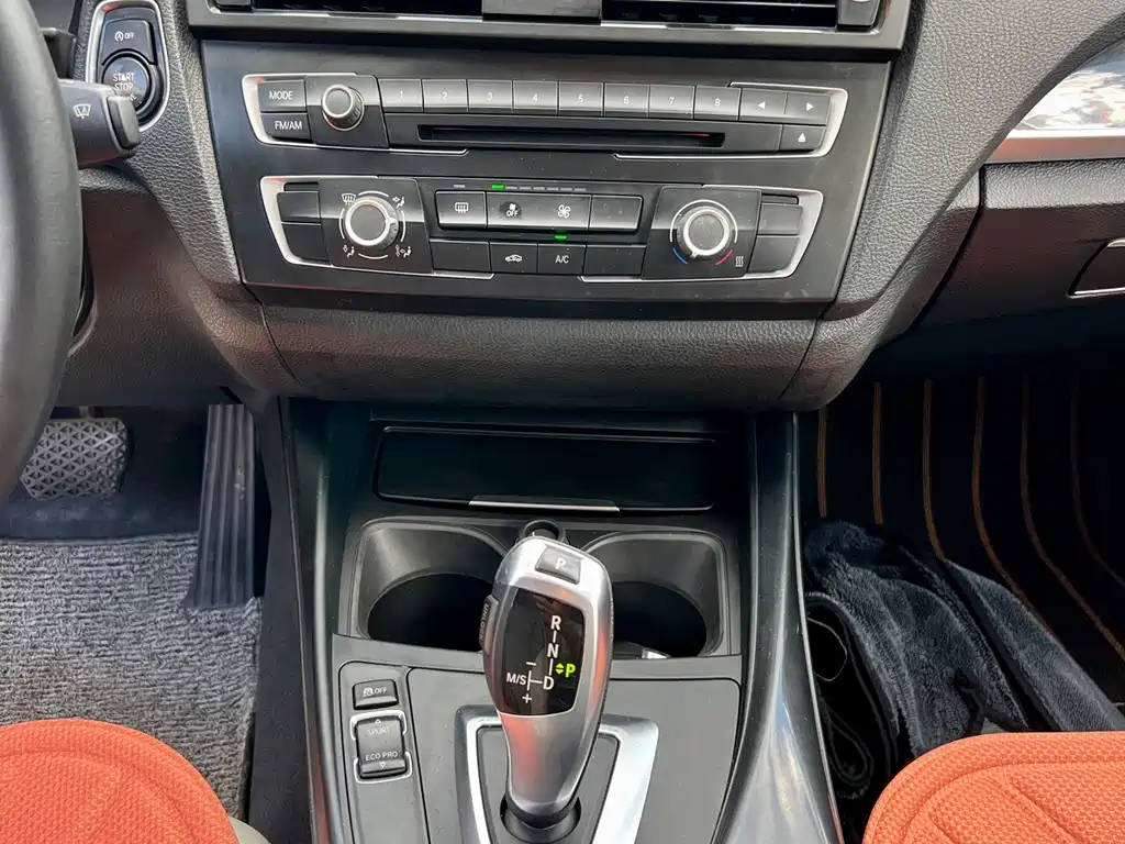 BMW 1 Series (Import) — миниатюра 8