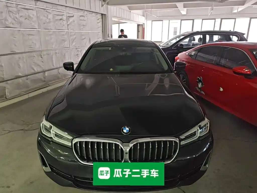 BMW 5 Series — миниатюра 22
