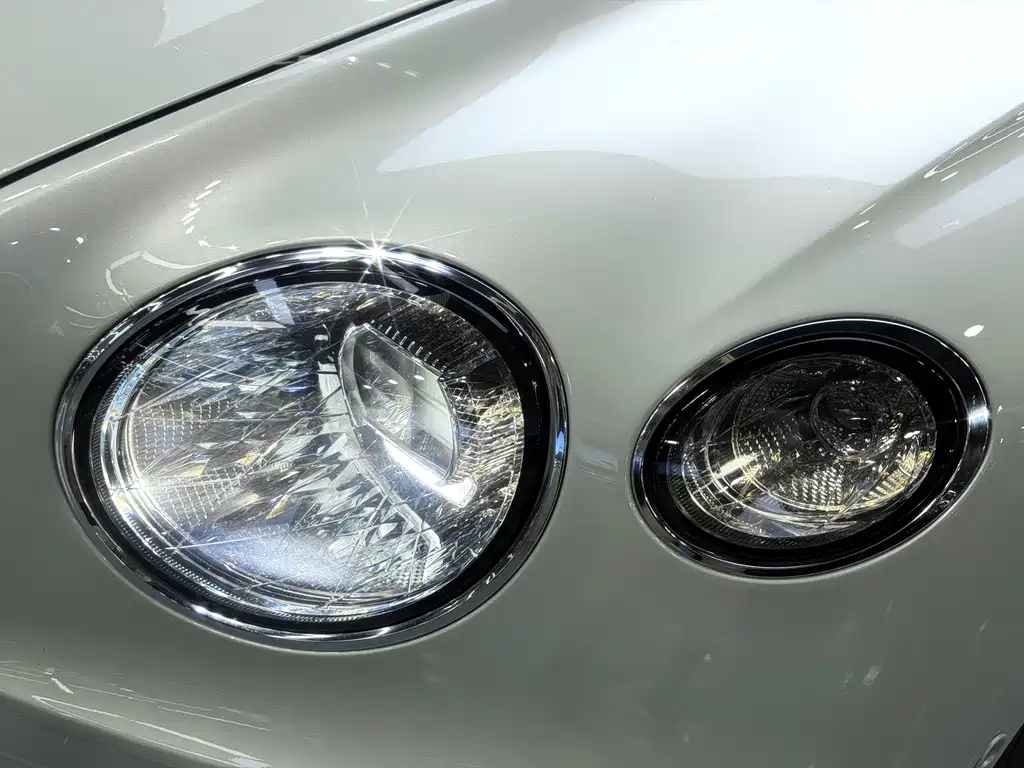 Bentley Continental — миниатюра 10