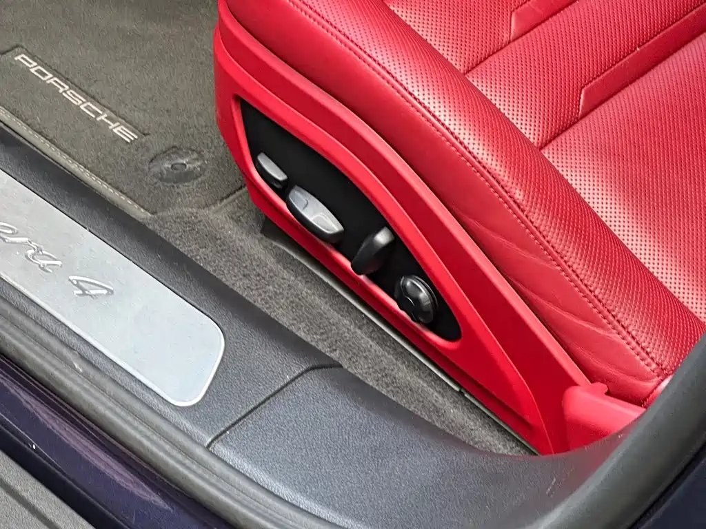 Porsche Panamera — миниатюра 28
