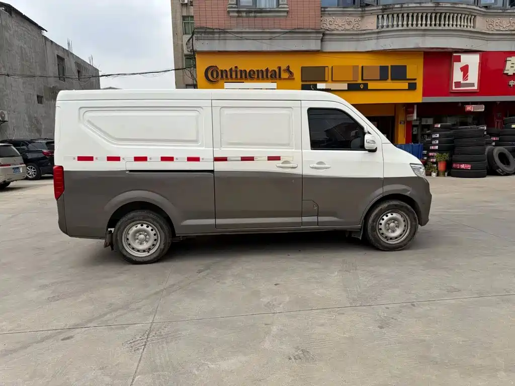 Kuayue Kuayue Star V5 EV — миниатюра 4