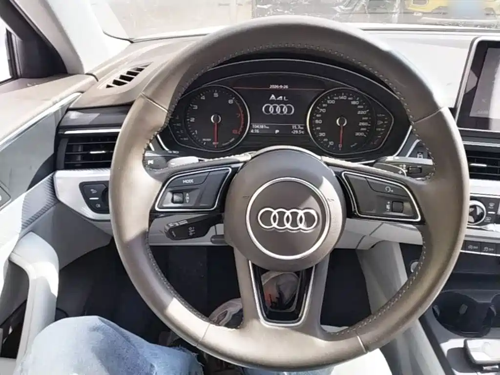 Audi A4L — миниатюра 11