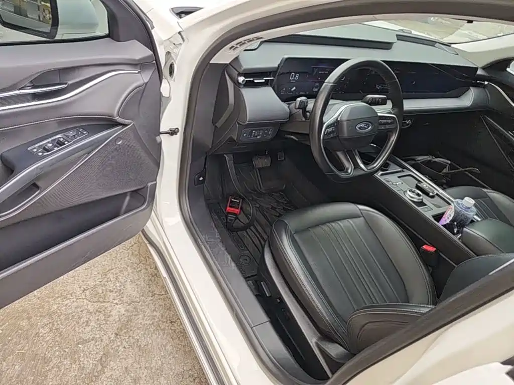 Ford Mondeo — миниатюра 16