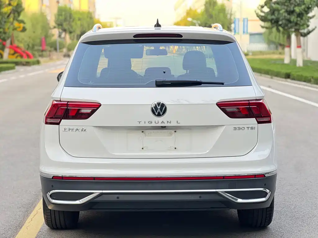 Volkswagen Tiguan L — миниатюра 5