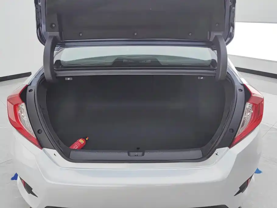 Honda Civic — миниатюра 4