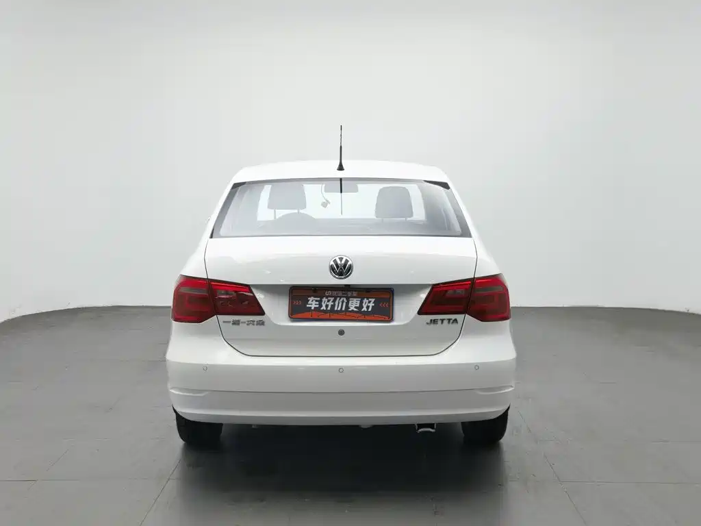 Volkswagen Jetta — миниатюра 4