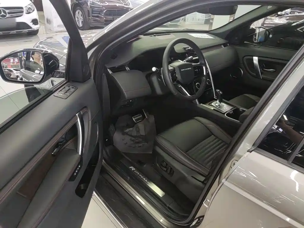 Land Rover Discovery Sport — миниатюра 16
