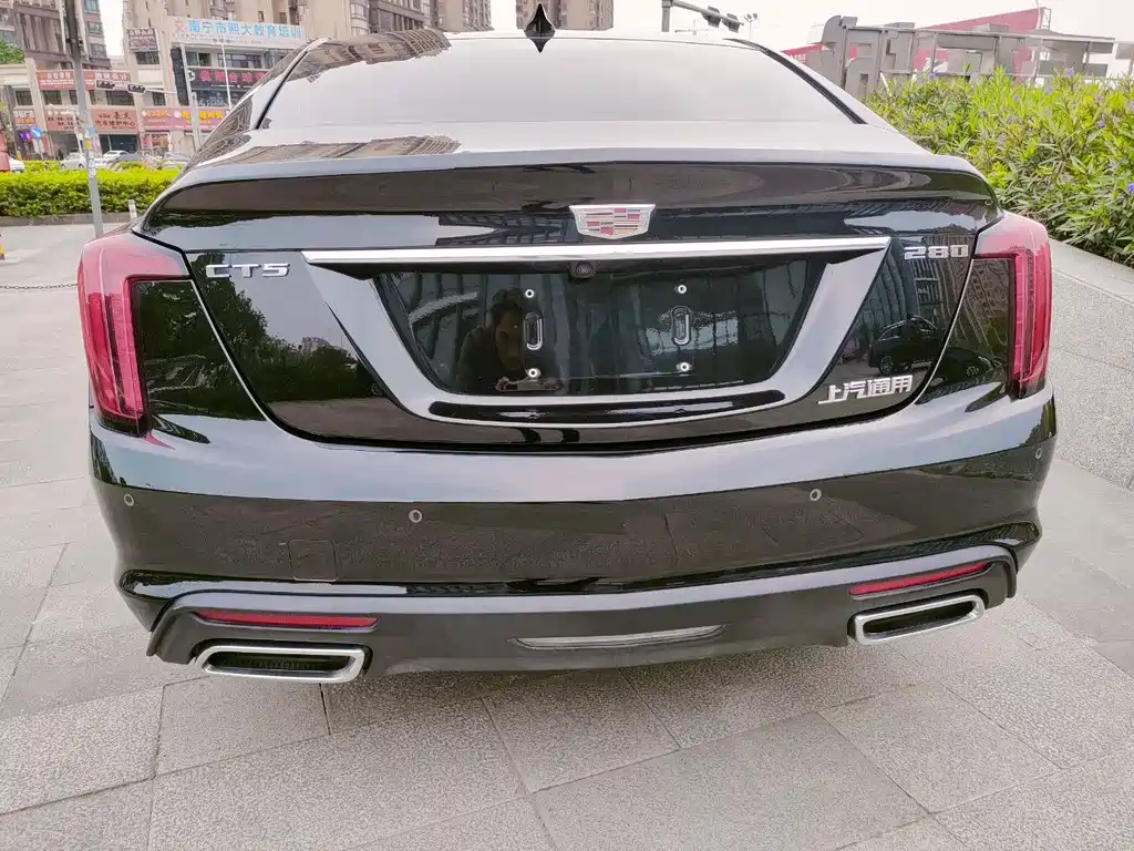Cadillac CT5 — миниатюра 7