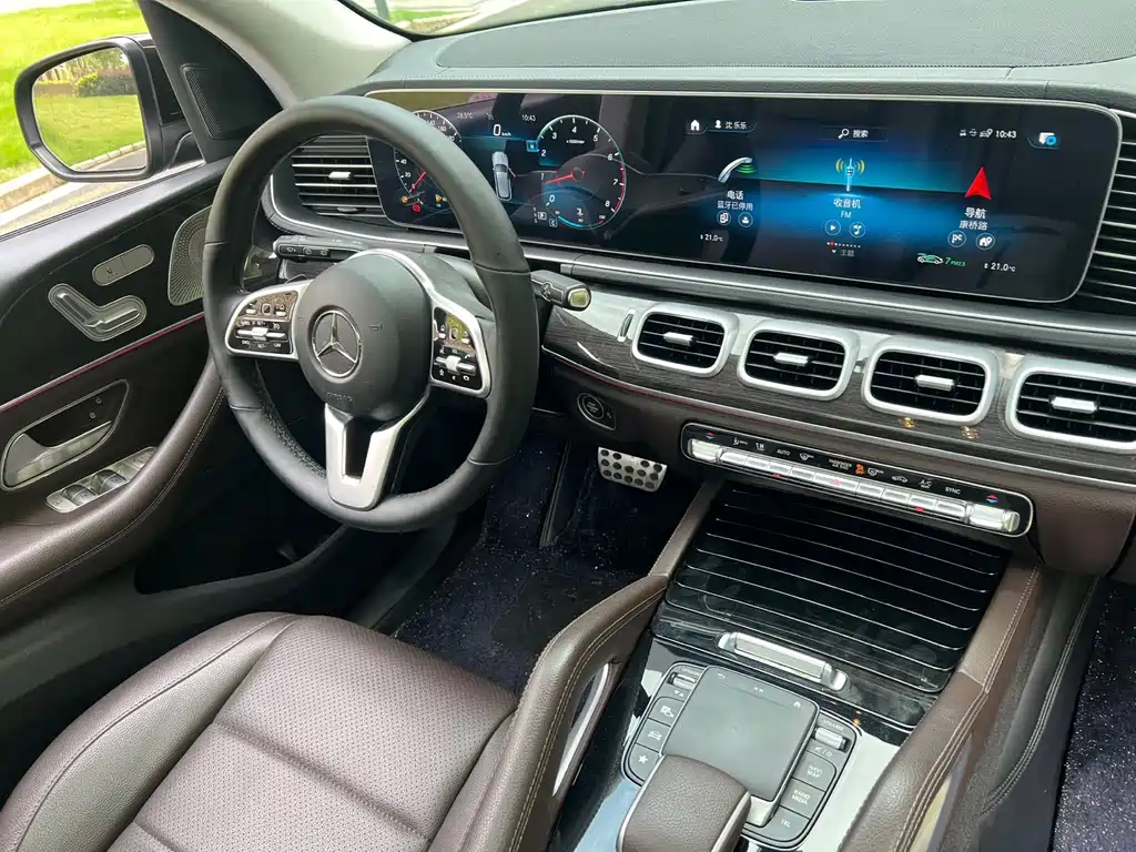 Mercedes-Benz GLE (Import) — миниатюра 17