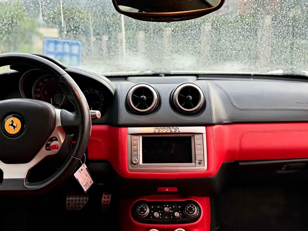 Ferrari California T — миниатюра 8
