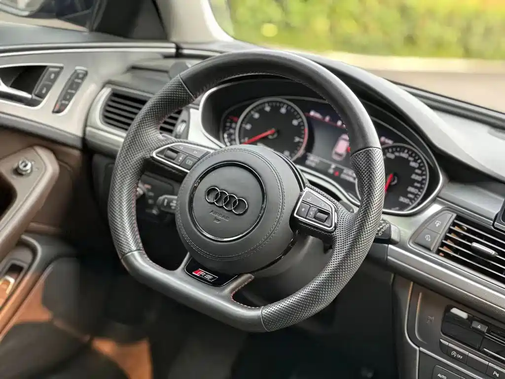 Audi A6 (Import) — миниатюра 13