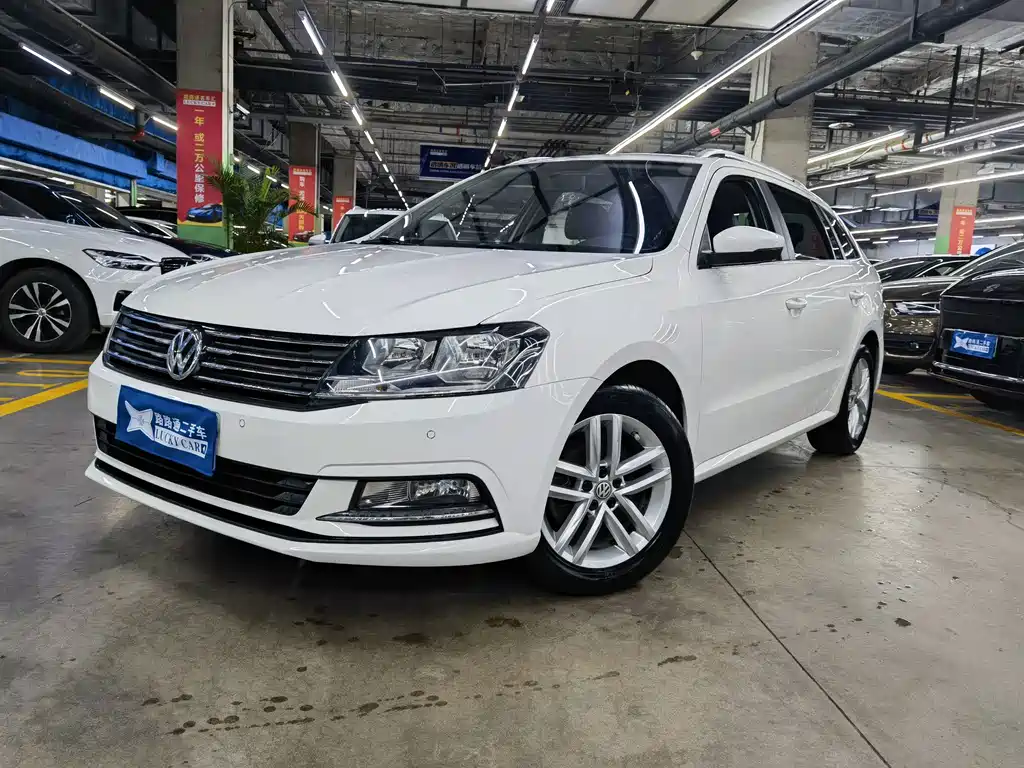 2016 Volkswagen Lavida - zdjęcie 1 z 15