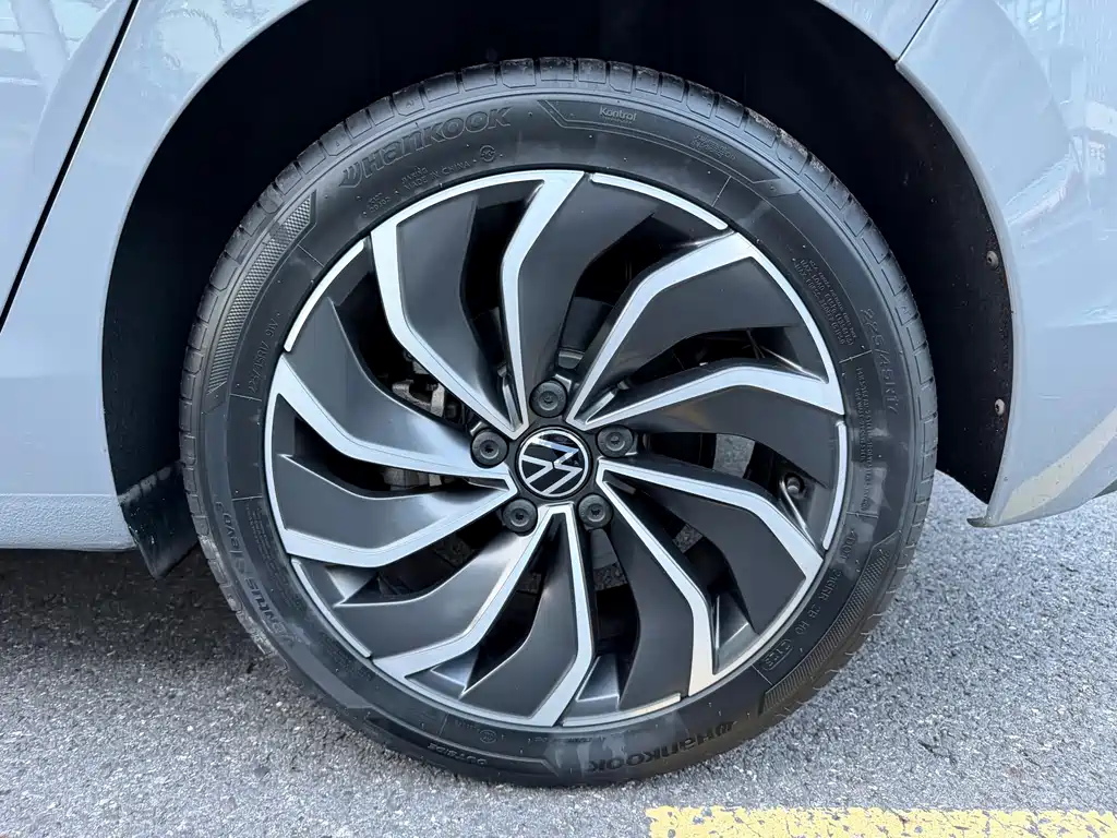 Volkswagen Golf — миниатюра 15