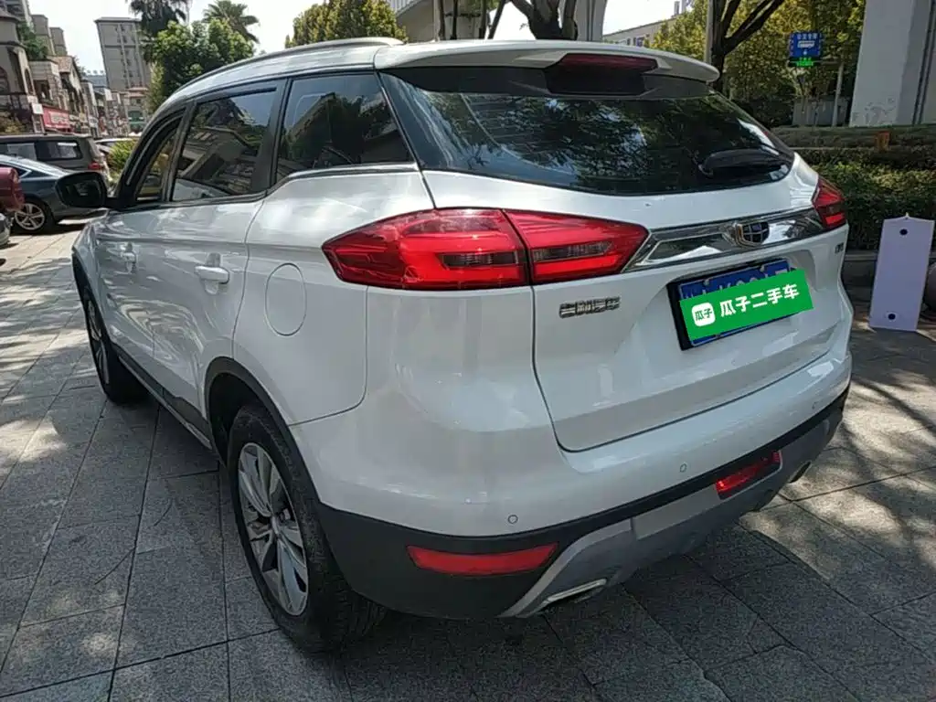 Geely Boyue — миниатюра 5