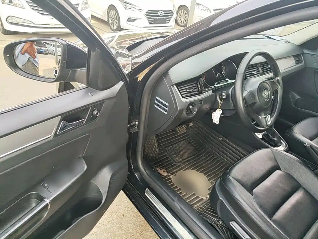 Volkswagen Bora — миниатюра 16