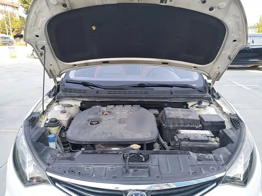 Changan Eado XT — миниатюра 16