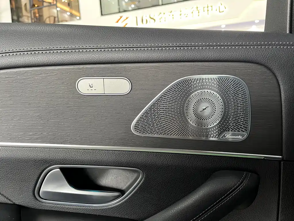 Mercedes-Benz GLE (Import) — миниатюра 12