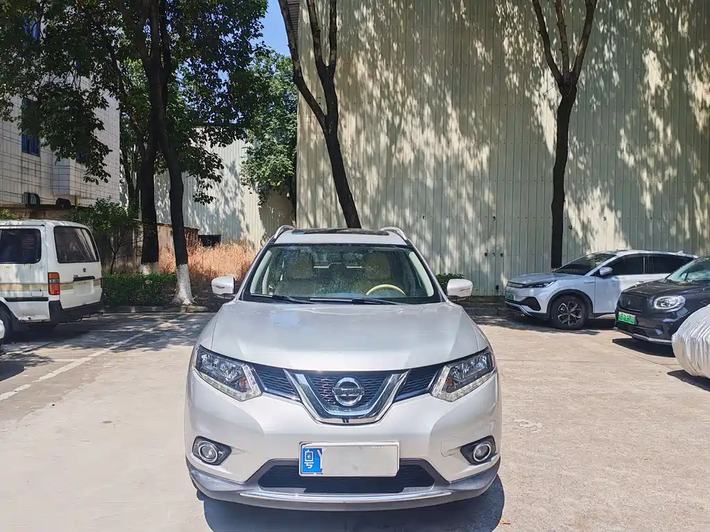 Nissan X-Trail 2016