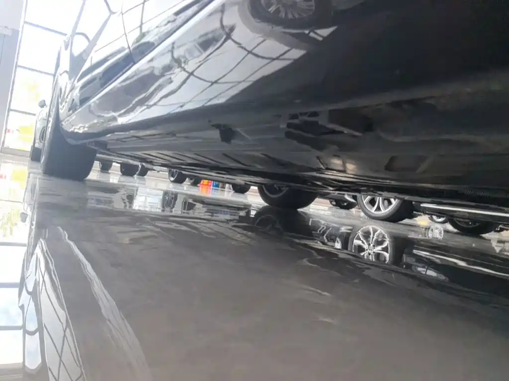 Mercedes-Benz E-Class — миниатюра 22
