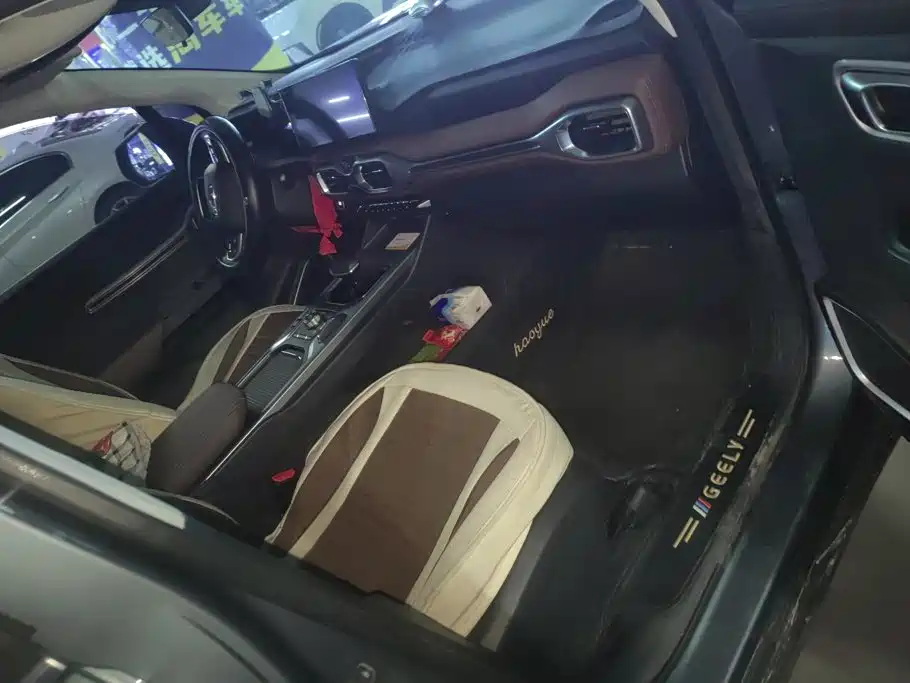 Geely Haoyue — миниатюра 8