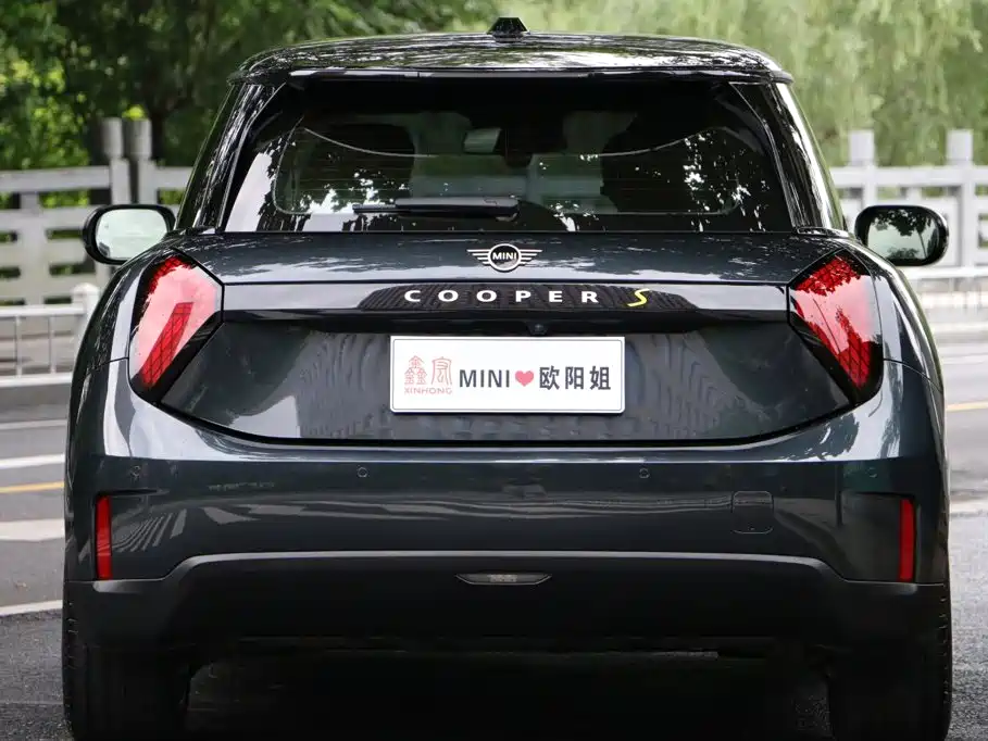 MINI MINI COOPER EV — миниатюра 5