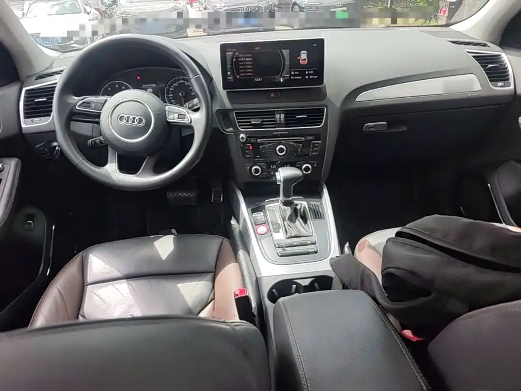 Audi Q5 — миниатюра 14