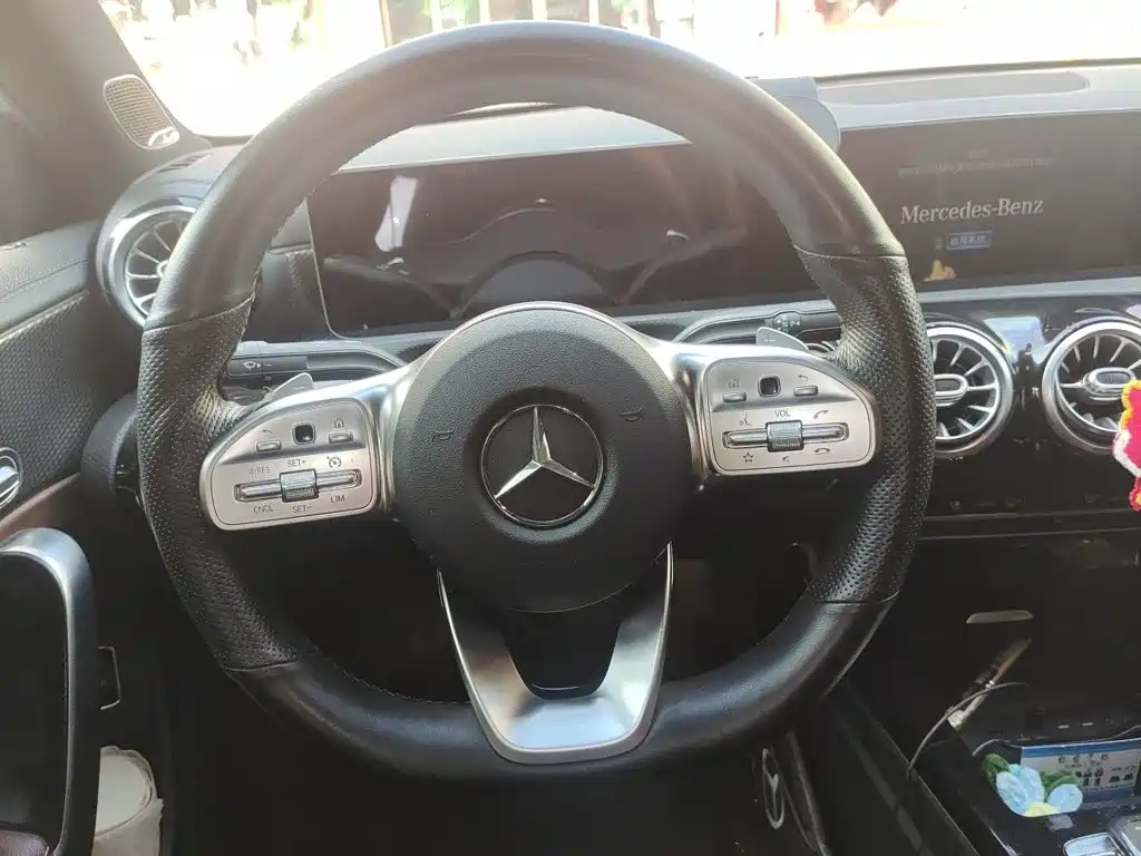 Mercedes-Benz A-Class — миниатюра 11