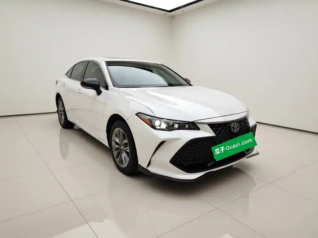 Toyota Avalon — миниатюра 3