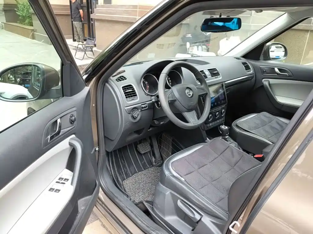 Skoda Yeti — миниатюра 16