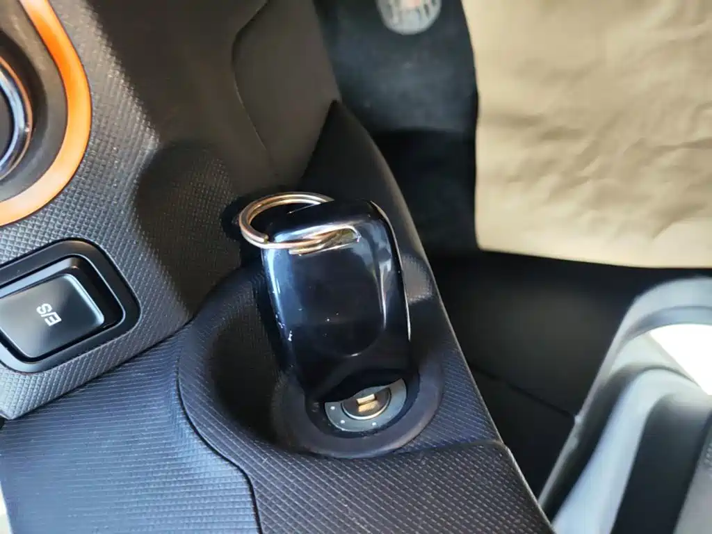 Wuling MINIEV — миниатюра 9