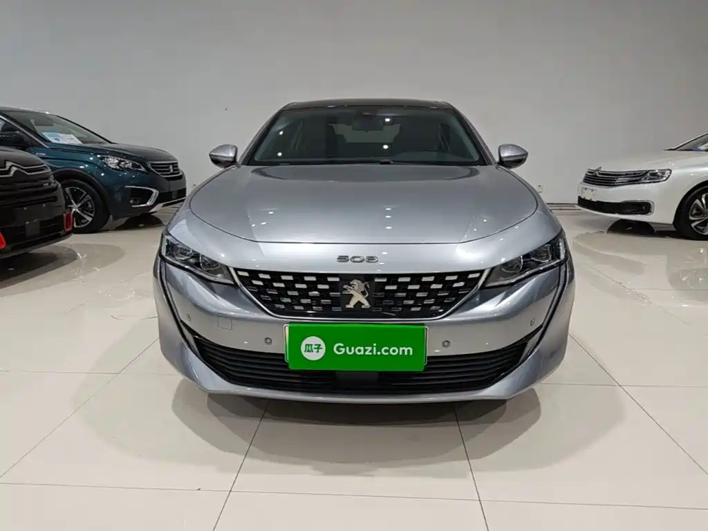 Peugeot 508L PHEV — миниатюра 3