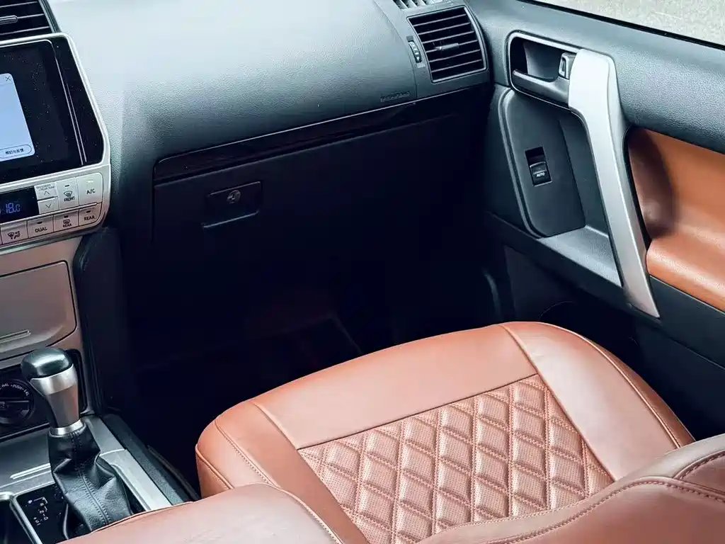 Toyota Prado (Import) — миниатюра 5