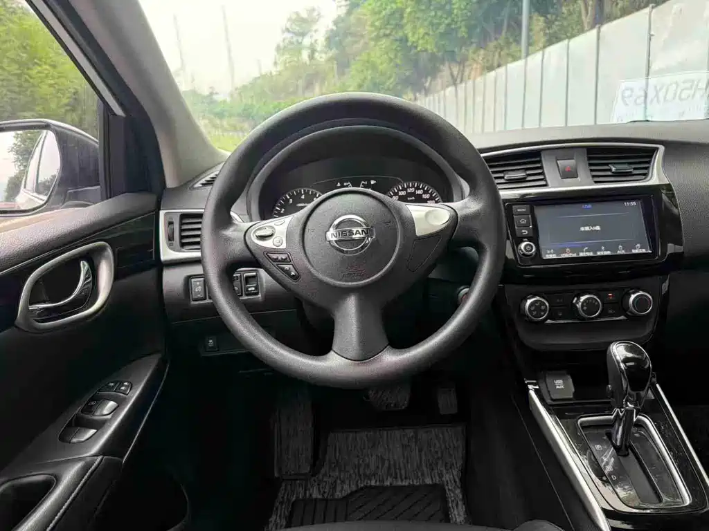 Nissan Sylphy — миниатюра 5