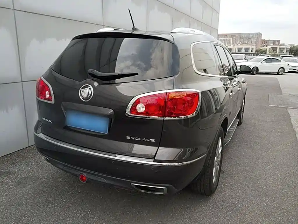 Buick Enclave — миниатюра 7
