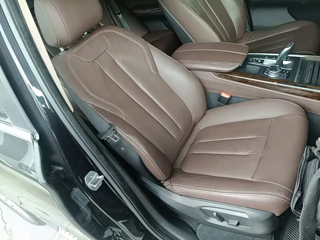 BMW X5 (Import) — миниатюра 25