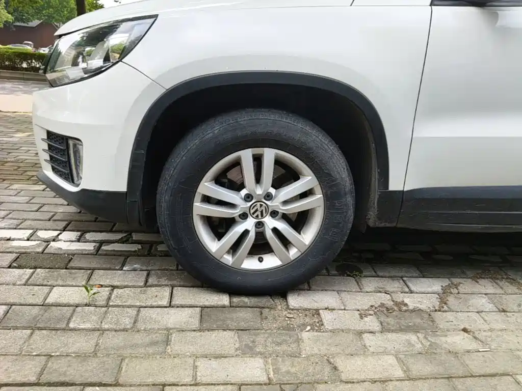 Volkswagen Tiguan — миниатюра 23
