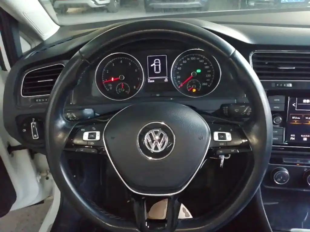 Volkswagen Golf — миниатюра 11